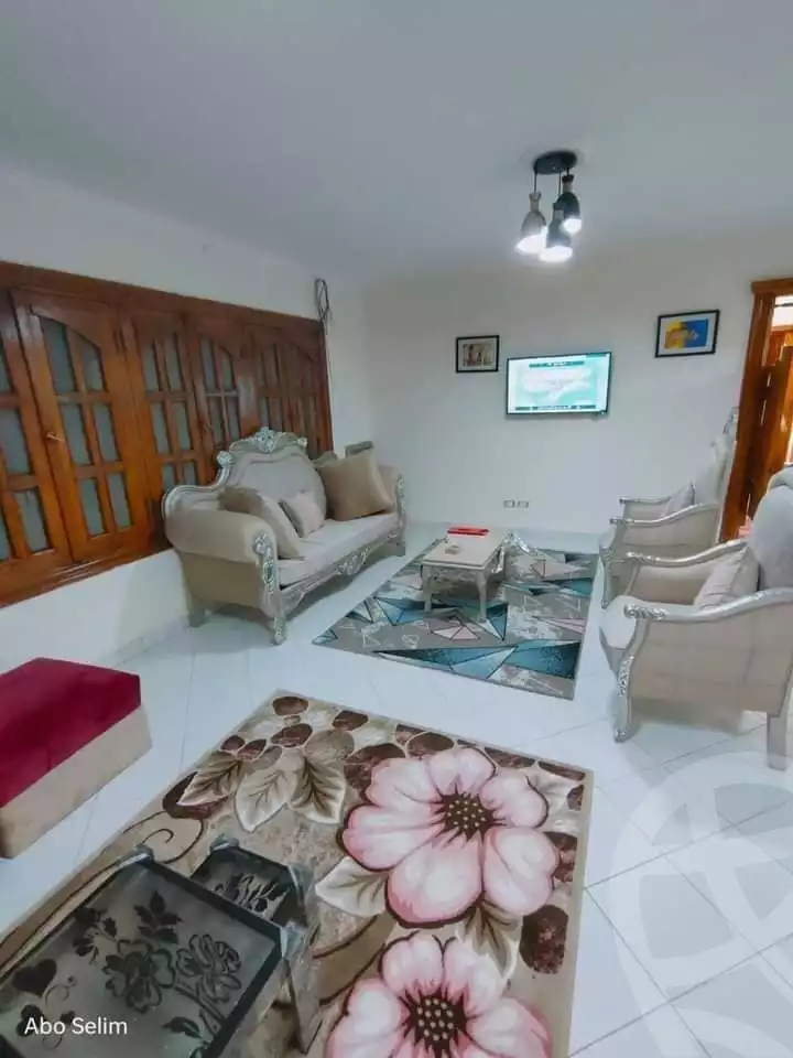 https://aqarmap.com.eg/ar/listing/5384840-for-rent-cairo-mokattam-lhdb-l-ly-shareaa-9