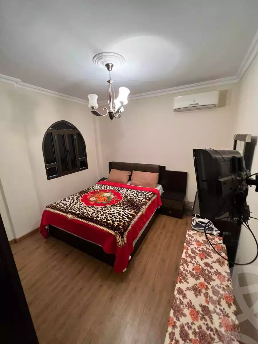 https://aqarmap.com.eg/en/listing/5385362-for-rent-cairo-new-cairo-lrhb-city-phase-5-ibn-al-nafees-st