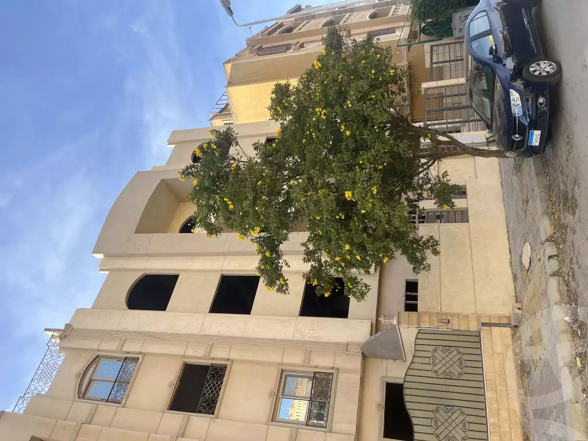 https://aqarmap.com.eg/ar/listing/5385924-for-sale-cairo-new-cairo-south-investors-gamal-abdel-nasser-st