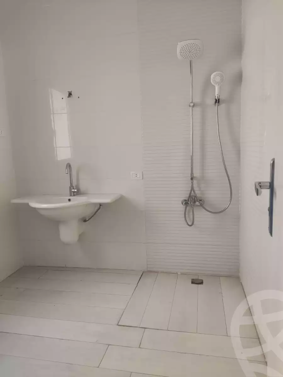 https://aqarmap.com.eg/en/listing/5387151-for-rent-cairo-new-cairo-el-narges-el-narges-2-pilot-halawany-st