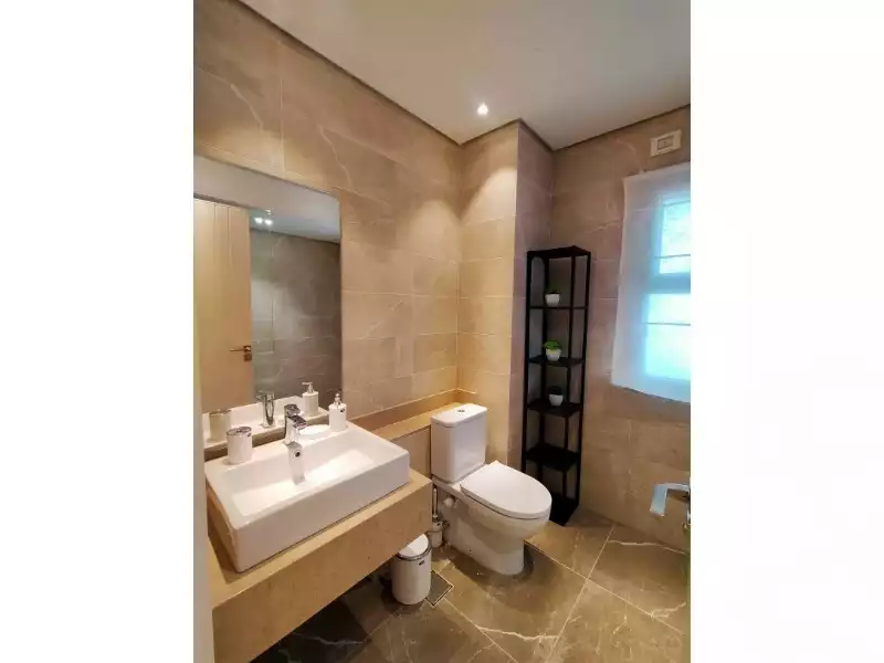 https://aqarmap.com.eg/en/listing/5389485-for-sale-cairo-el-sheikh-zayed-city-compounds-kmbwnd-fyldj-wyst-dr-llttwyr