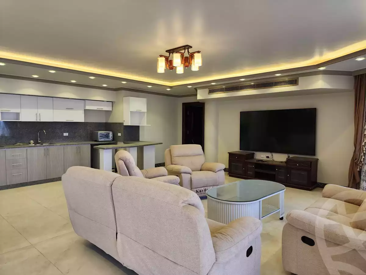 https://aqarmap.com.eg/en/listing/5390397-for-sale-cairo-new-cairo-compounds-golden-heights-1