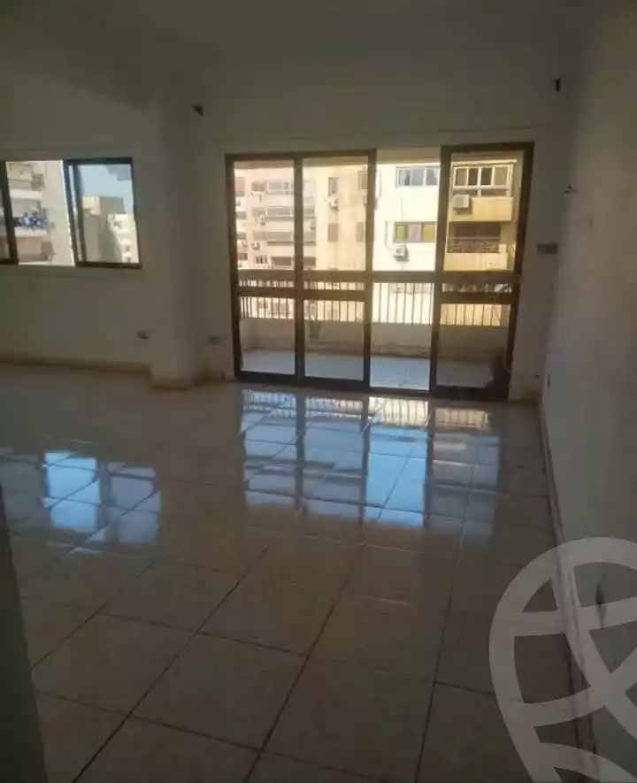 https://aqarmap.com.eg/ar/listing/5396361-for-rent-cairo-heliopolis-ard-el-golf