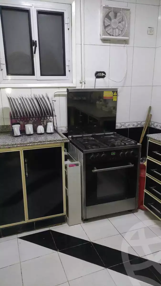 https://aqarmap.com.eg/en/listing/5400128-for-rent-cairo-ain-shams-ain-shams-el-sharkia-el-hakeem-st