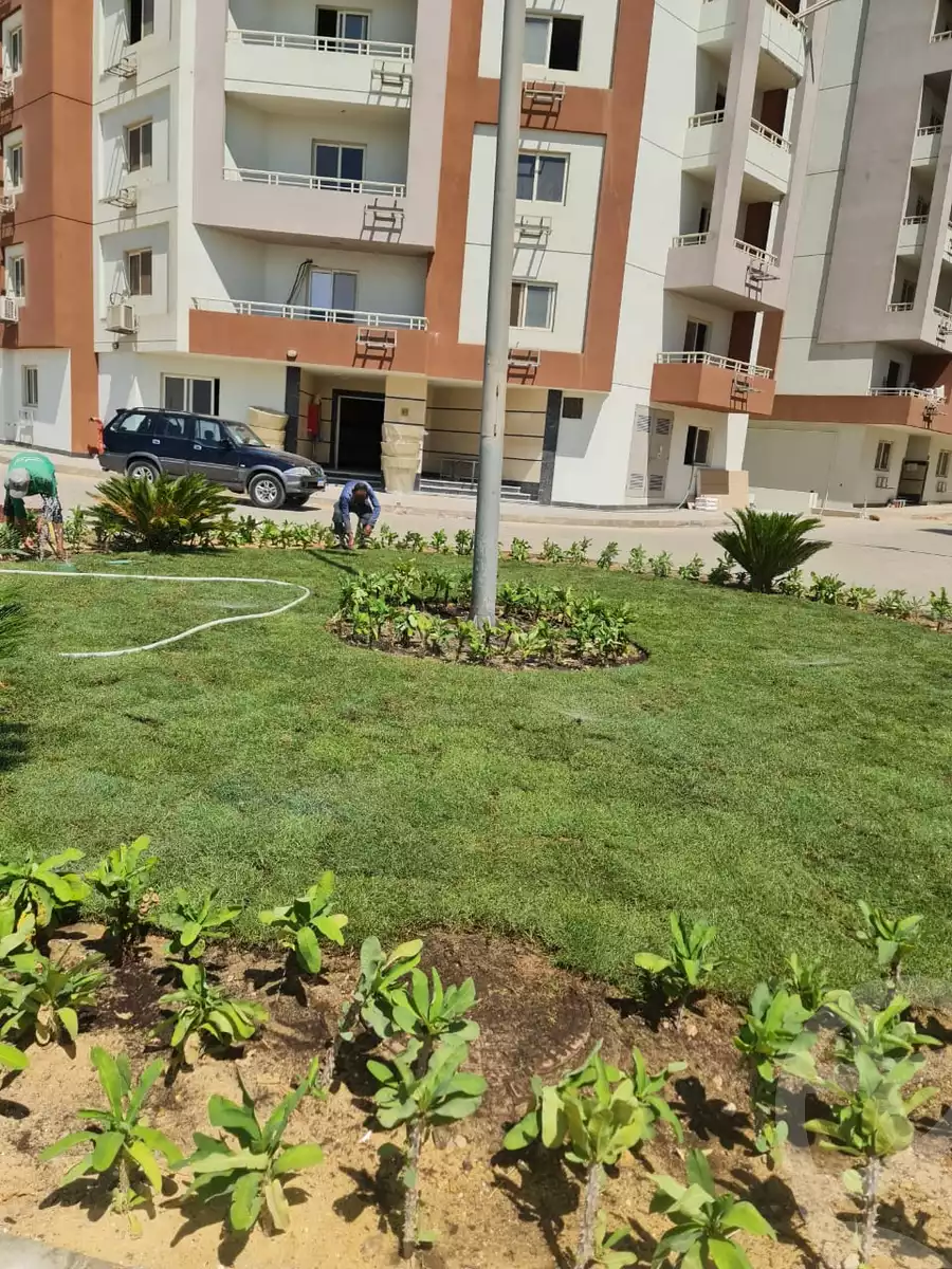 https://aqarmap.com.eg/en/listing/5400762-for-sale-cairo-6th-of-october-compounds-green-hills