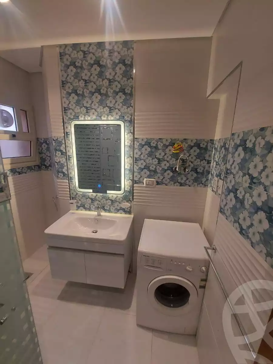 https://aqarmap.com.eg/en/listing/5401452-for-rent-cairo-new-cairo-lrhb-city-mtdd-lrhb-phase-8