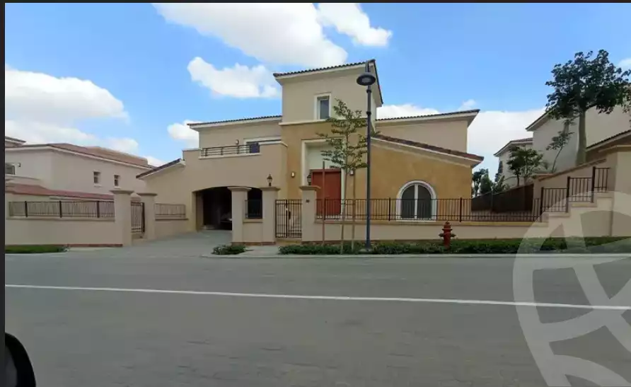 https://aqarmap.com.eg/ar/listing/5404036-for-rent-cairo-mokattam-compounds-uptown-cairo
