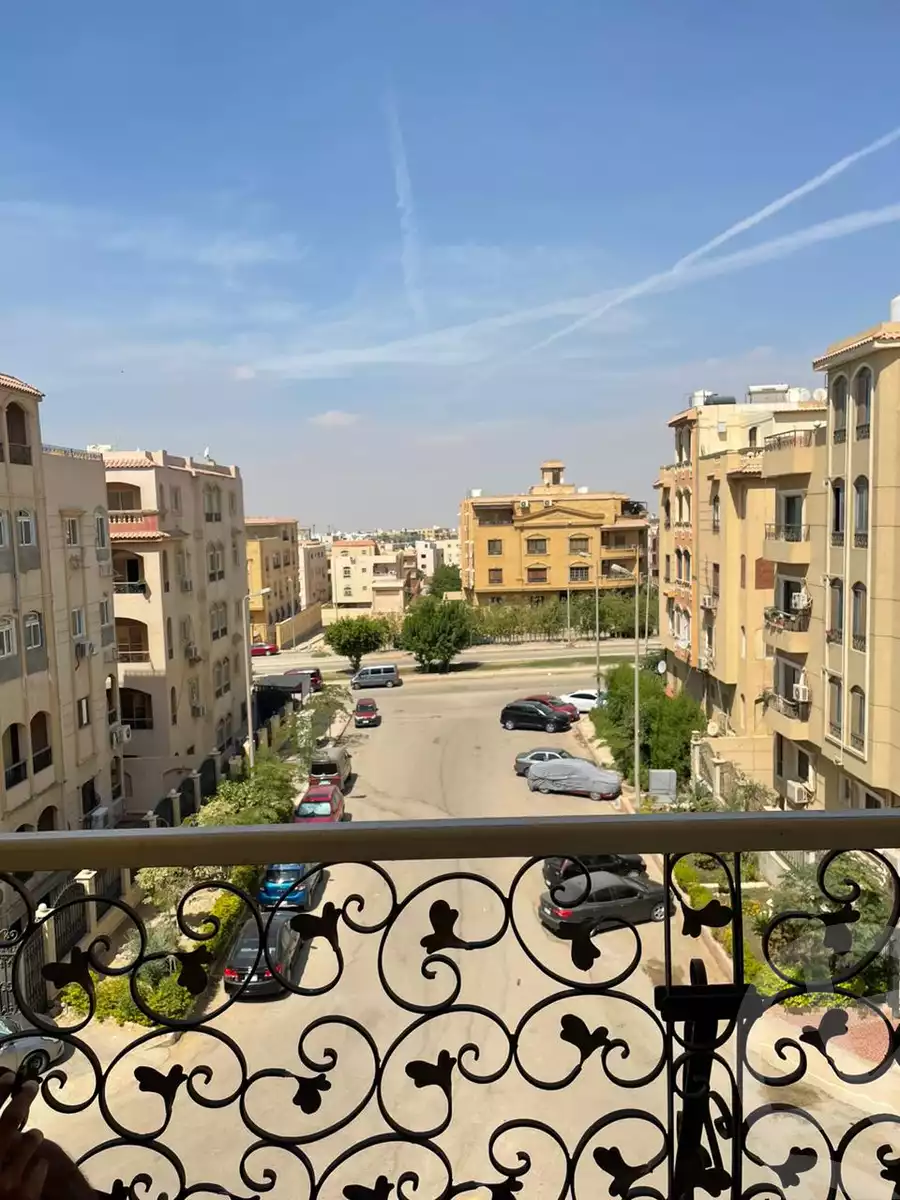 https://aqarmap.com.eg/en/listing/5405450-for-sale-cairo-new-cairo-south-investors-al-gezira-st