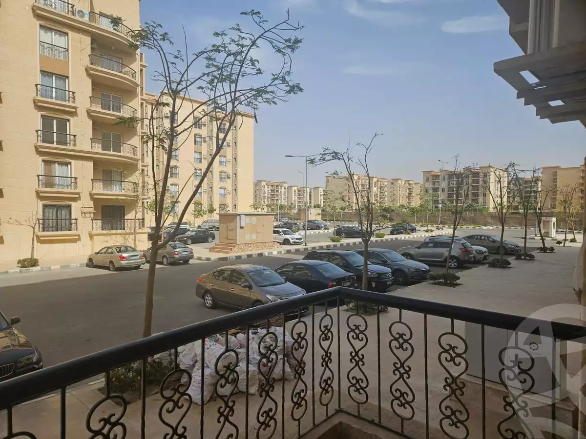 https://aqarmap.com.eg/en/listing/5406477-for-rent-cairo-new-cairo-lrhb-city-mtdd-lrhb-phase-9
