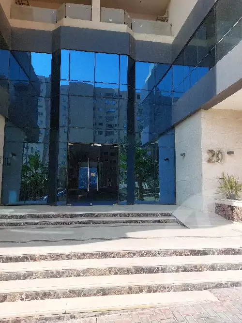 https://aqarmap.com.eg/en/listing/5406812-for-sale-cairo-mokattam-el-hadabah-el-wosta-compounds-palm-city
