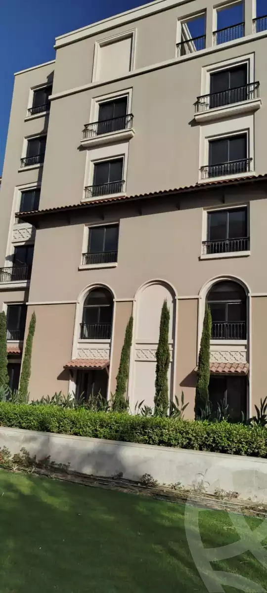 https://aqarmap.com.eg/ar/listing/5409051-for-sale-cairo-el-sheikh-zayed-city-compounds-kmbwnd-fyldj-wyst-dr-llttwyr
