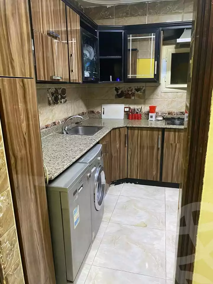 https://aqarmap.com.eg/ar/listing/5409202-for-rent-cairo-faisal-kafr-tohormos-queen-nazli-st