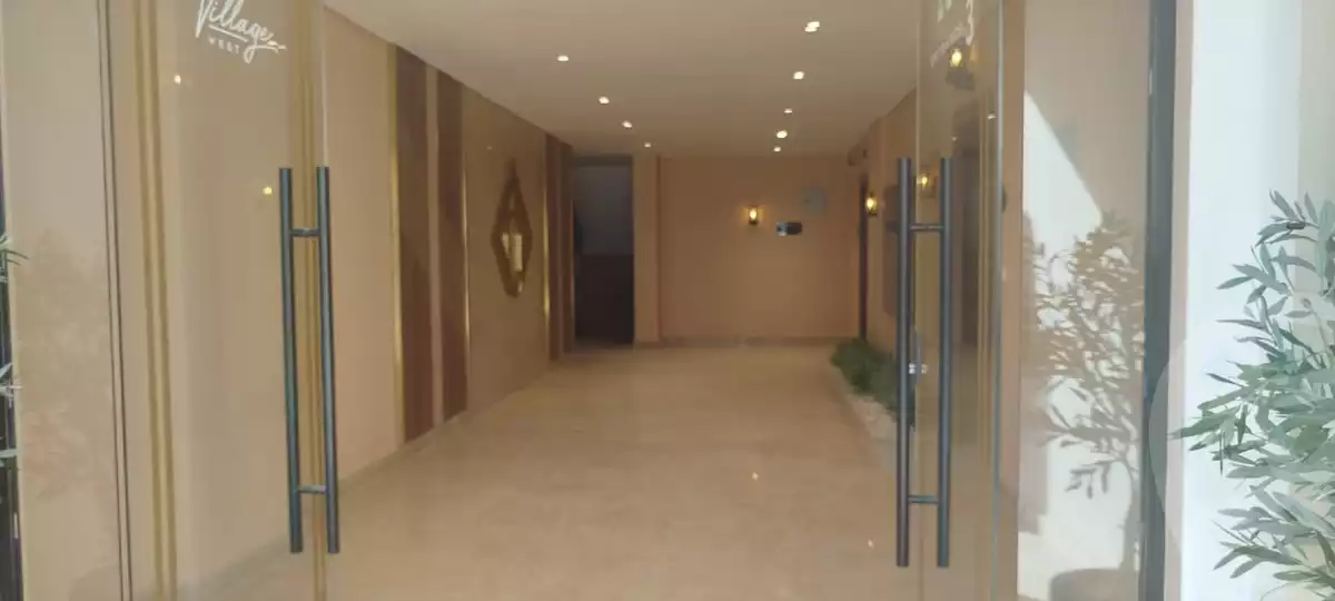 https://aqarmap.com.eg/ar/listing/5409229-for-sale-cairo-el-sheikh-zayed-city-compounds-kmbwnd-fyldj-wyst-dr-llttwyr