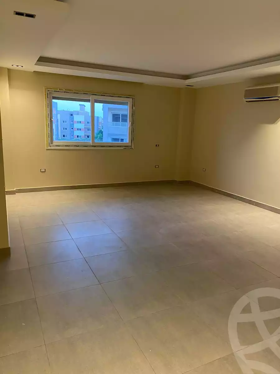 https://aqarmap.com.eg/en/listing/5409352-for-sale-cairo-el-sheikh-zayed-city-compounds-zayed-regency