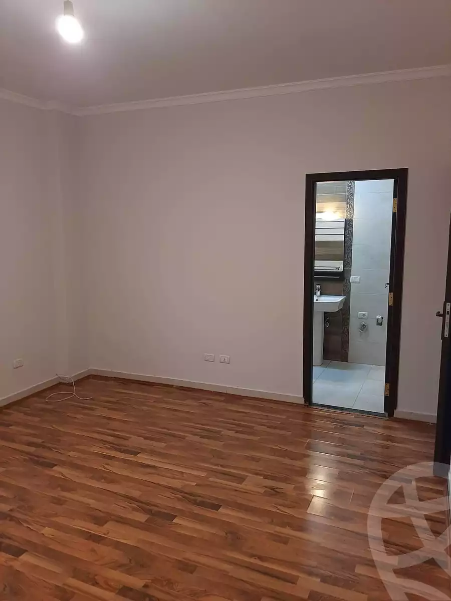 https://aqarmap.com.eg/en/listing/5411243-for-sale-cairo-new-cairo-el-ahyaa-first-neighborhood-street-1