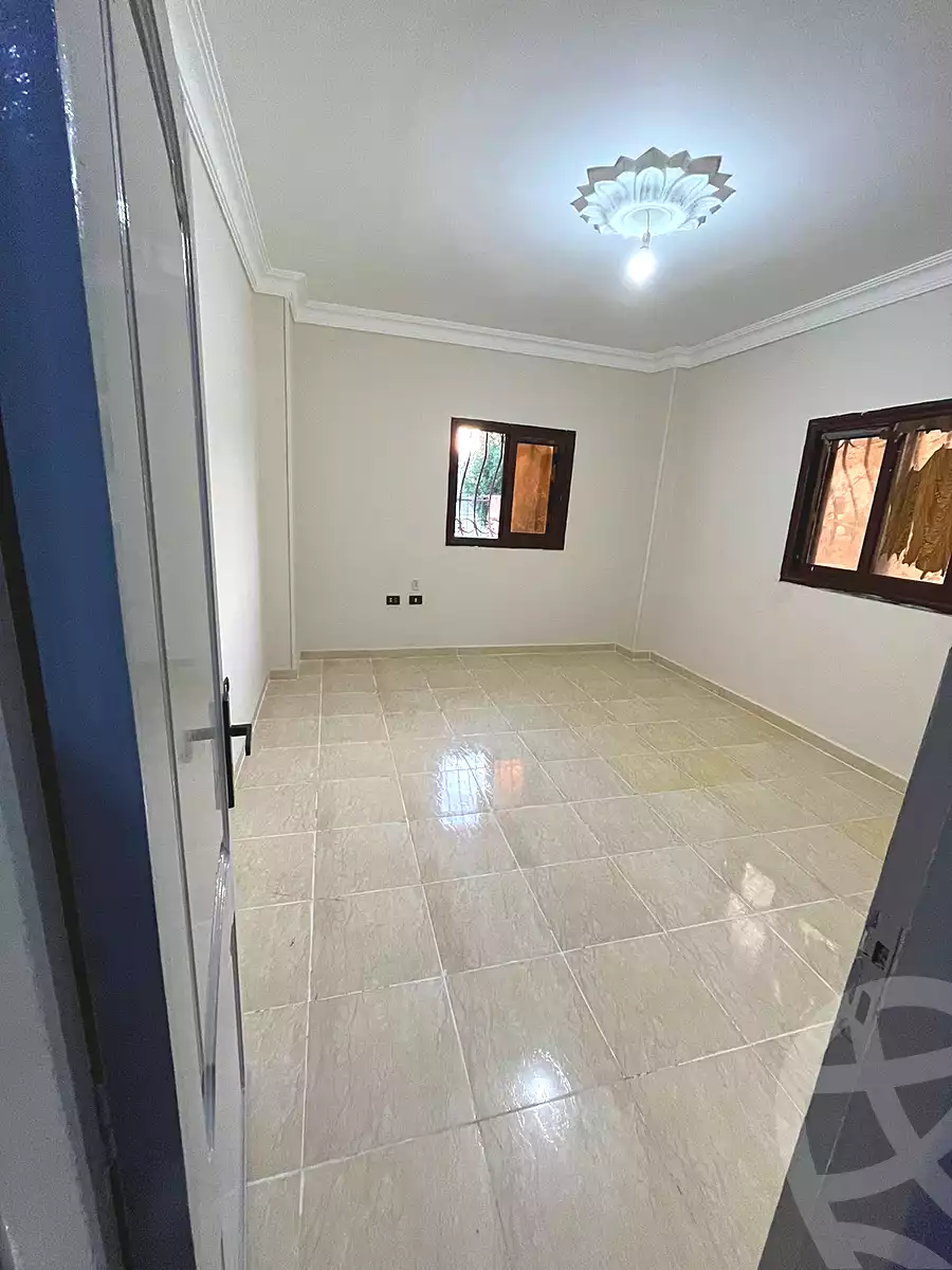 https://aqarmap.com.eg/en/listing/5411971-for-sale-cairo-al-oubour-el-hay-el-taseaa-hussein-riad-st