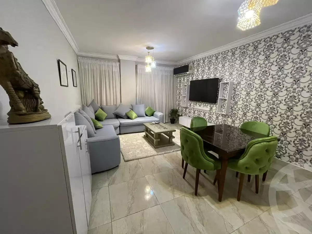 https://aqarmap.com.eg/ar/listing/5414398-for-rent-cairo-el-sheikh-zayed-city-compounds-jn-zyd
