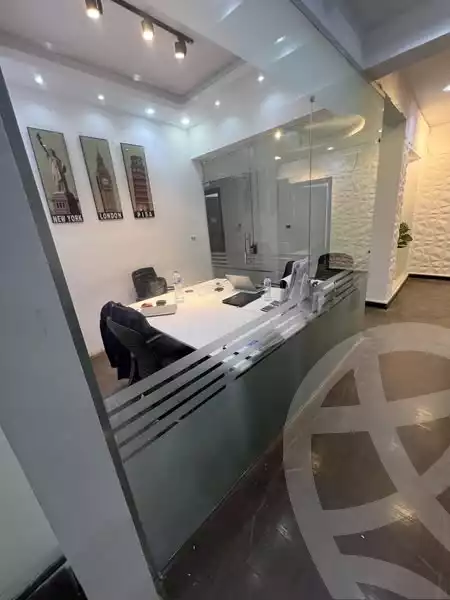 https://aqarmap.com.eg/ar/listing/5421654-for-rent-cairo-garden-city