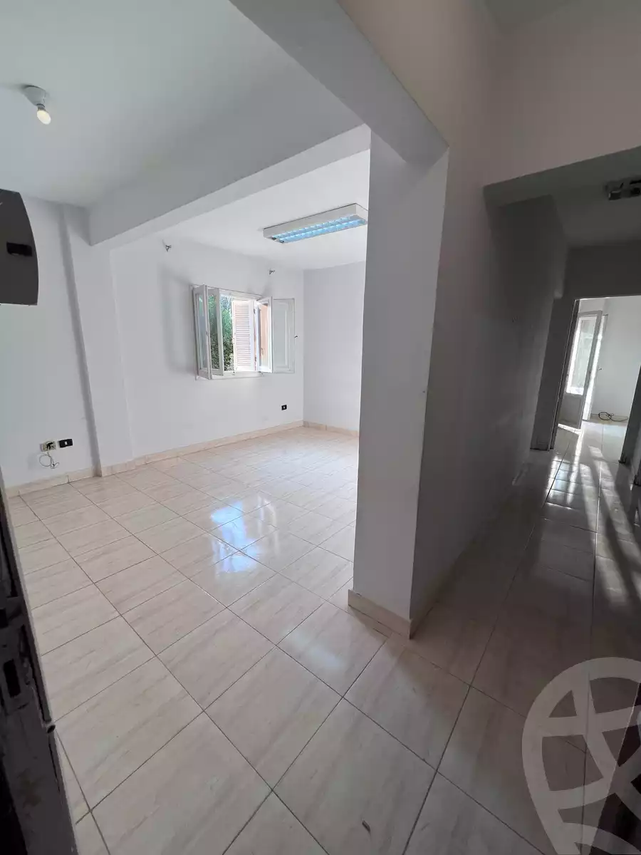 https://aqarmap.com.eg/en/listing/5422259-for-rent-cairo-new-cairo-compounds-kmbwnd-rwd-lzhr