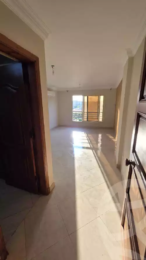 https://aqarmap.com.eg/en/listing/5422864-for-rent-cairo-el-sheikh-zayed-city-compounds-dr-msr