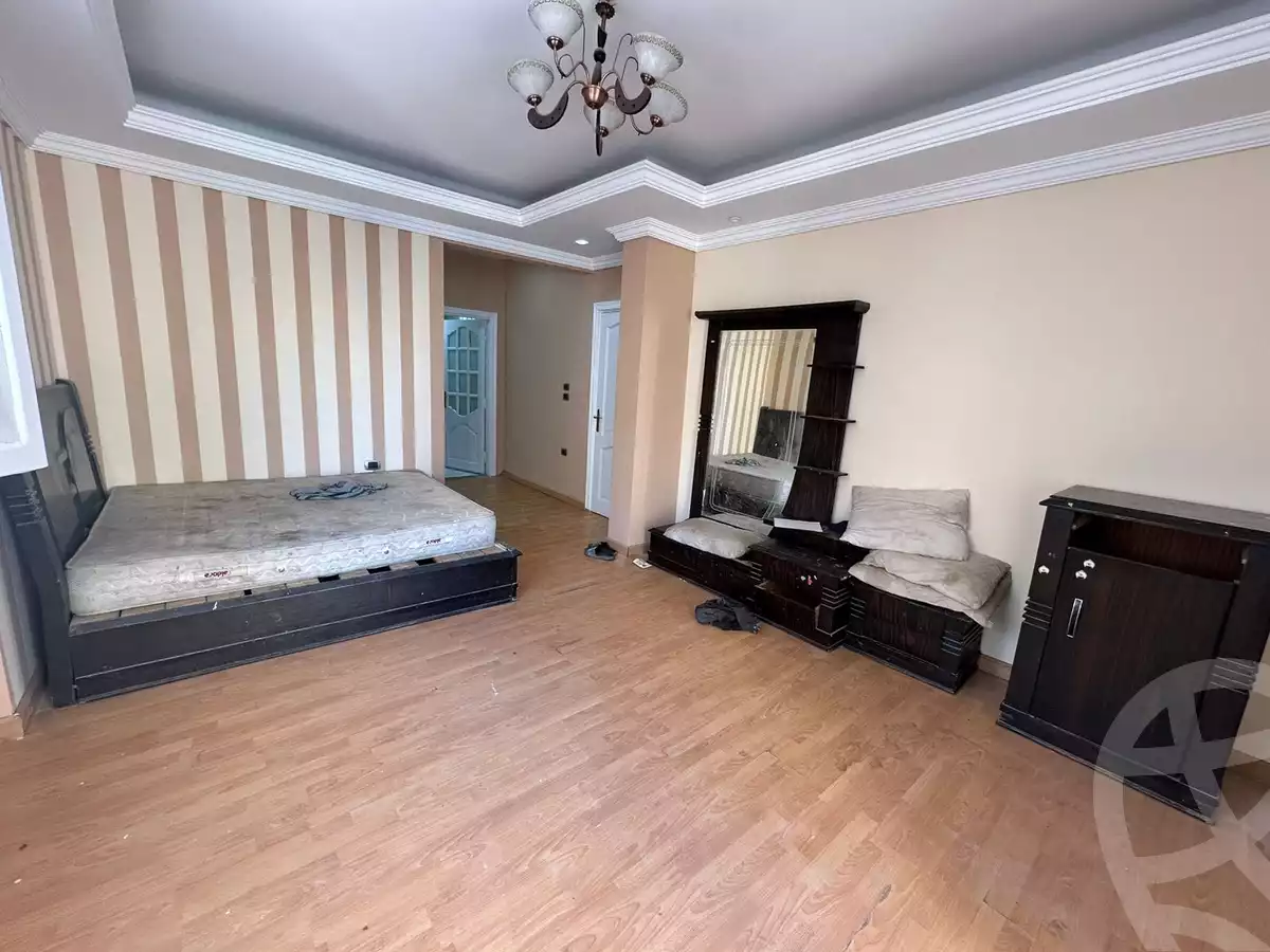 https://aqarmap.com.eg/en/listing/5422999-for-sale-cairo-mokattam-lhdb-l-ly