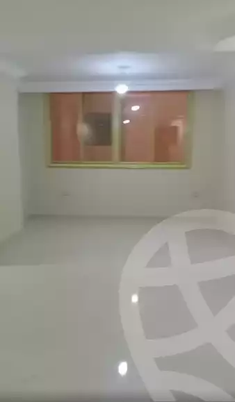 https://aqarmap.com.eg/en/listing/5423772-for-rent-cairo-mokattam-lhdb-l-ly-shr-krym-bnwn