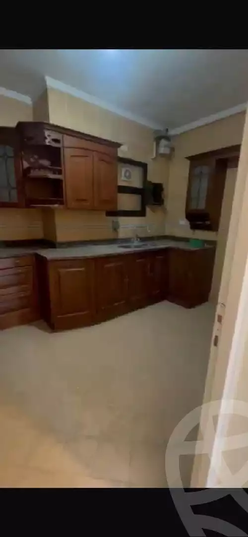 https://aqarmap.com.eg/en/listing/5424666-for-sale-cairo-new-cairo-lrhb-city-phase-5-ibn-al-nafees-st