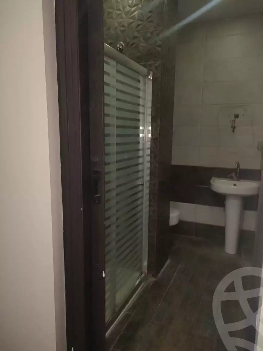 https://aqarmap.com.eg/en/listing/5426017-for-sale-cairo-new-cairo-ganob-el-akadamiya-south-academy-h-mosaab-ibn-omair-st