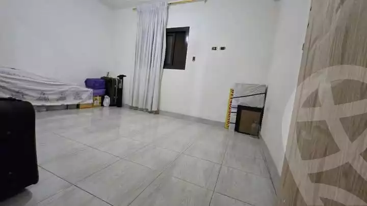 https://aqarmap.com.eg/en/listing/5427786-for-sale-cairo-el-haram-shareaa-khatem-el-morsalen