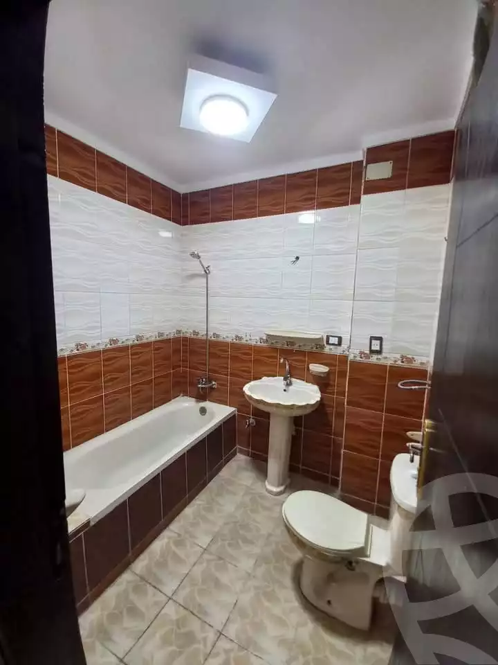 https://aqarmap.com.eg/en/listing/5428040-for-sale-cairo-faisal-el-matbeaa-nabeel-taha-st