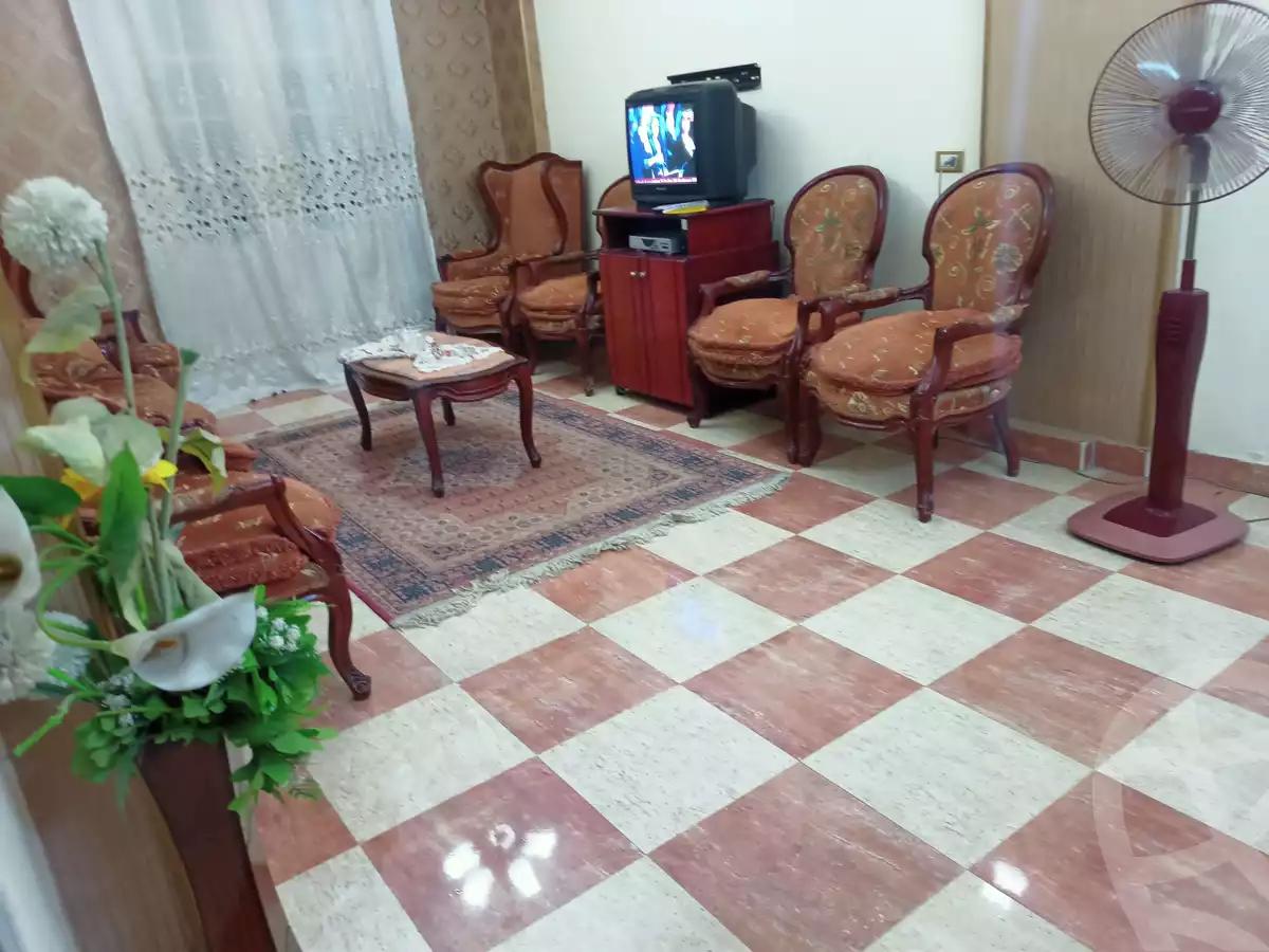 https://aqarmap.com.eg/en/listing/5429947-for-rent-cairo-shoubra-shr-shykwlny