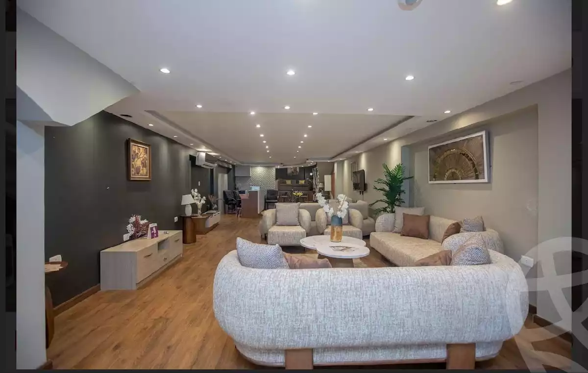 https://aqarmap.com.eg/en/listing/5432601-for-sale-alexandria-sporting-el-geish-road