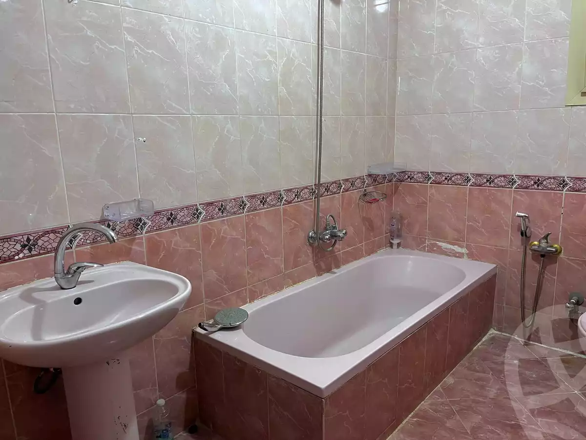 https://aqarmap.com.eg/ar/listing/5435293-for-sale-cairo-al-oubour-el-hay-el-tany