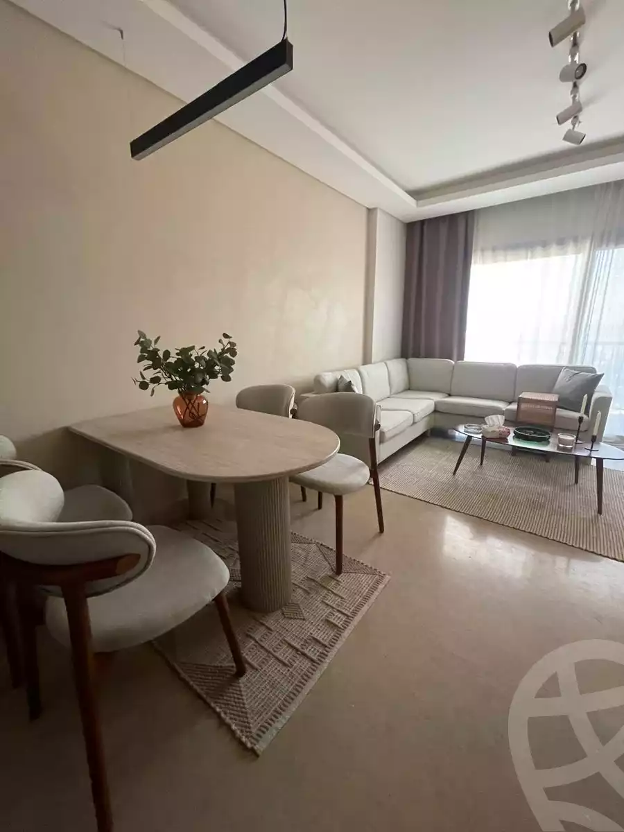 https://aqarmap.com.eg/en/listing/5435478-for-sale-cairo-el-sheikh-zayed-city-compounds-zyd-wr-llttwyr-z-tower