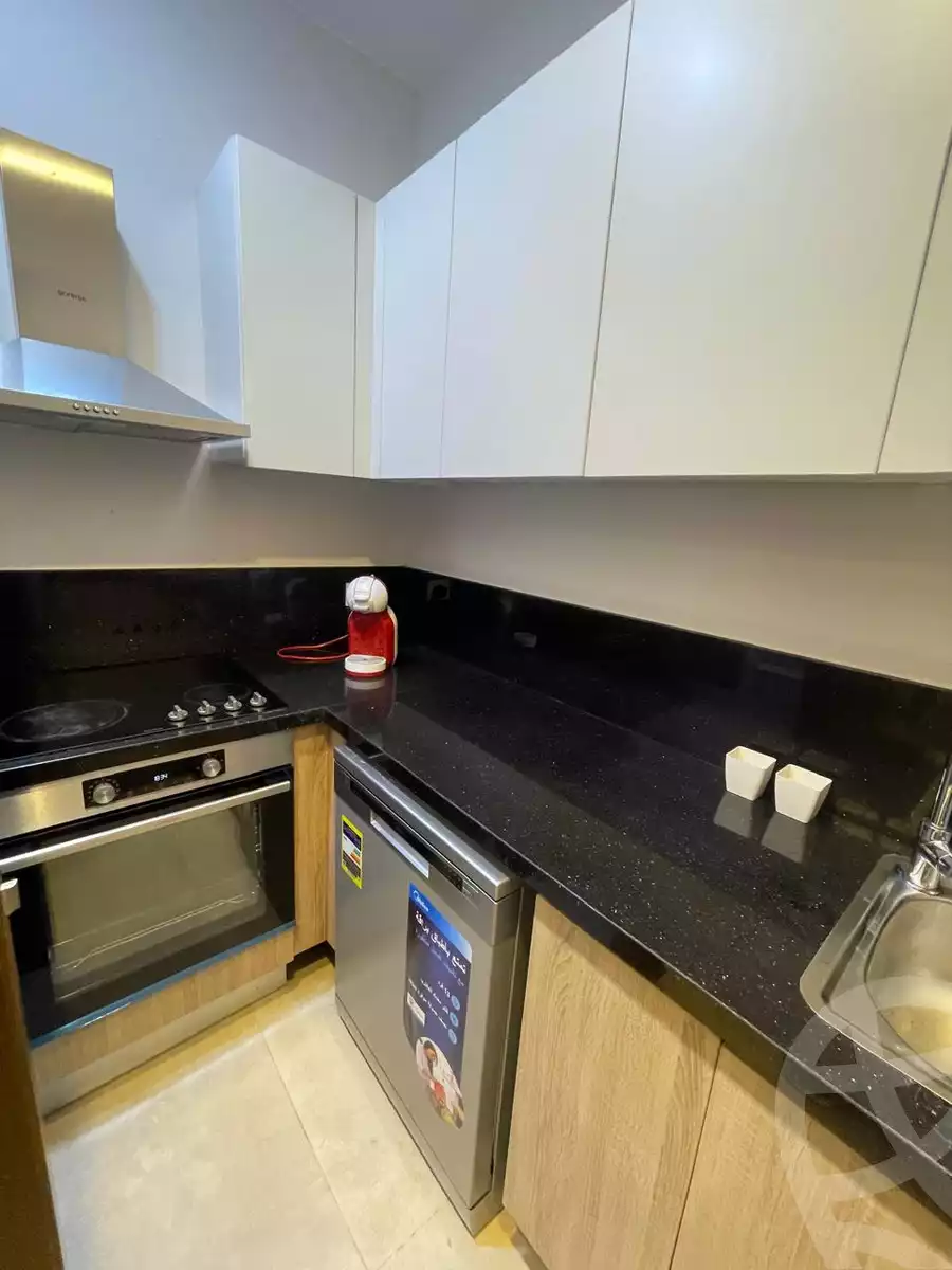 https://aqarmap.com.eg/en/listing/5435478-for-sale-cairo-el-sheikh-zayed-city-compounds-zyd-wr-llttwyr-z-tower