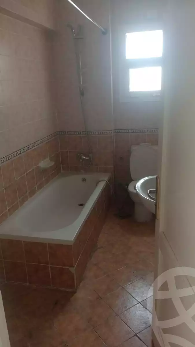 https://aqarmap.com.eg/en/listing/5435803-for-rent-cairo-new-cairo-lrhb-city-mtdd-lrhb-doctor-mostafa-mosharafa-st
