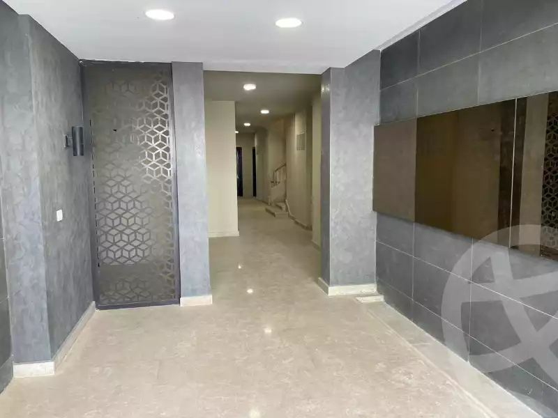 https://aqarmap.com.eg/en/listing/5436856-for-sale-cairo-new-cairo-compounds-the-address-east