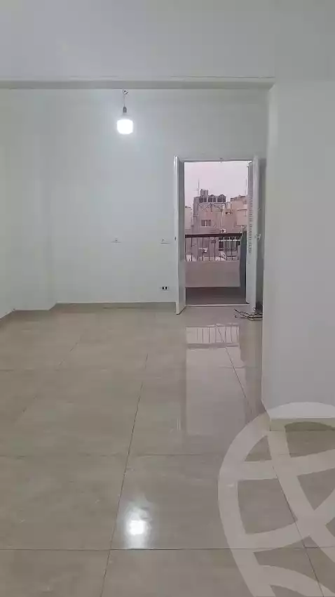 https://aqarmap.com.eg/ar/listing/5441199-for-sale-cairo-el-mohandesen-meet-oqbah-abd-el-aziz-gawish-st