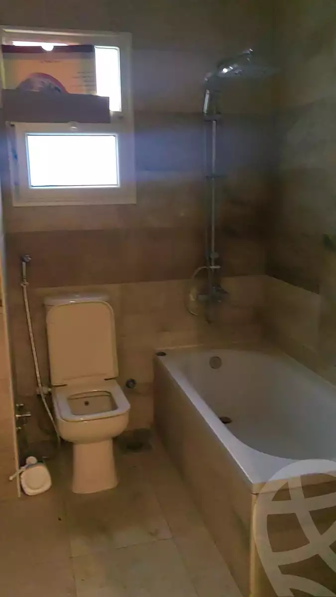 https://aqarmap.com.eg/en/listing/5443225-for-sale-cairo-mokattam-el-hadabah-el-wosta-compounds-florenta