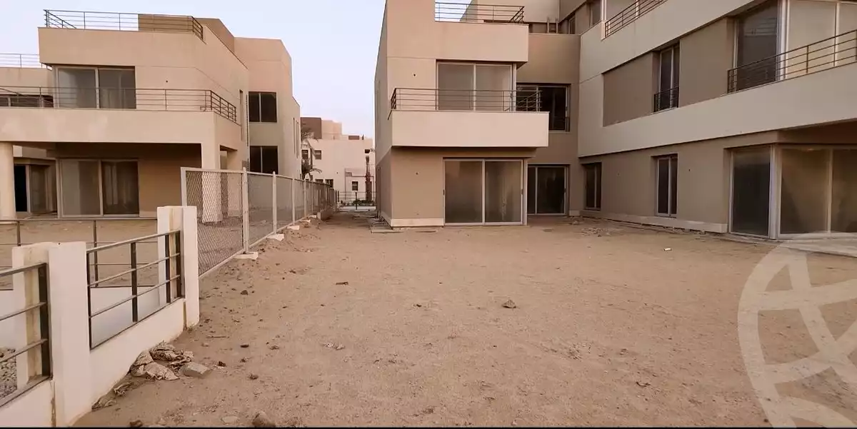 https://aqarmap.com.eg/en/listing/5448474-for-sale-cairo-new-cairo-compounds-blm-hylz-nyw-kyrw