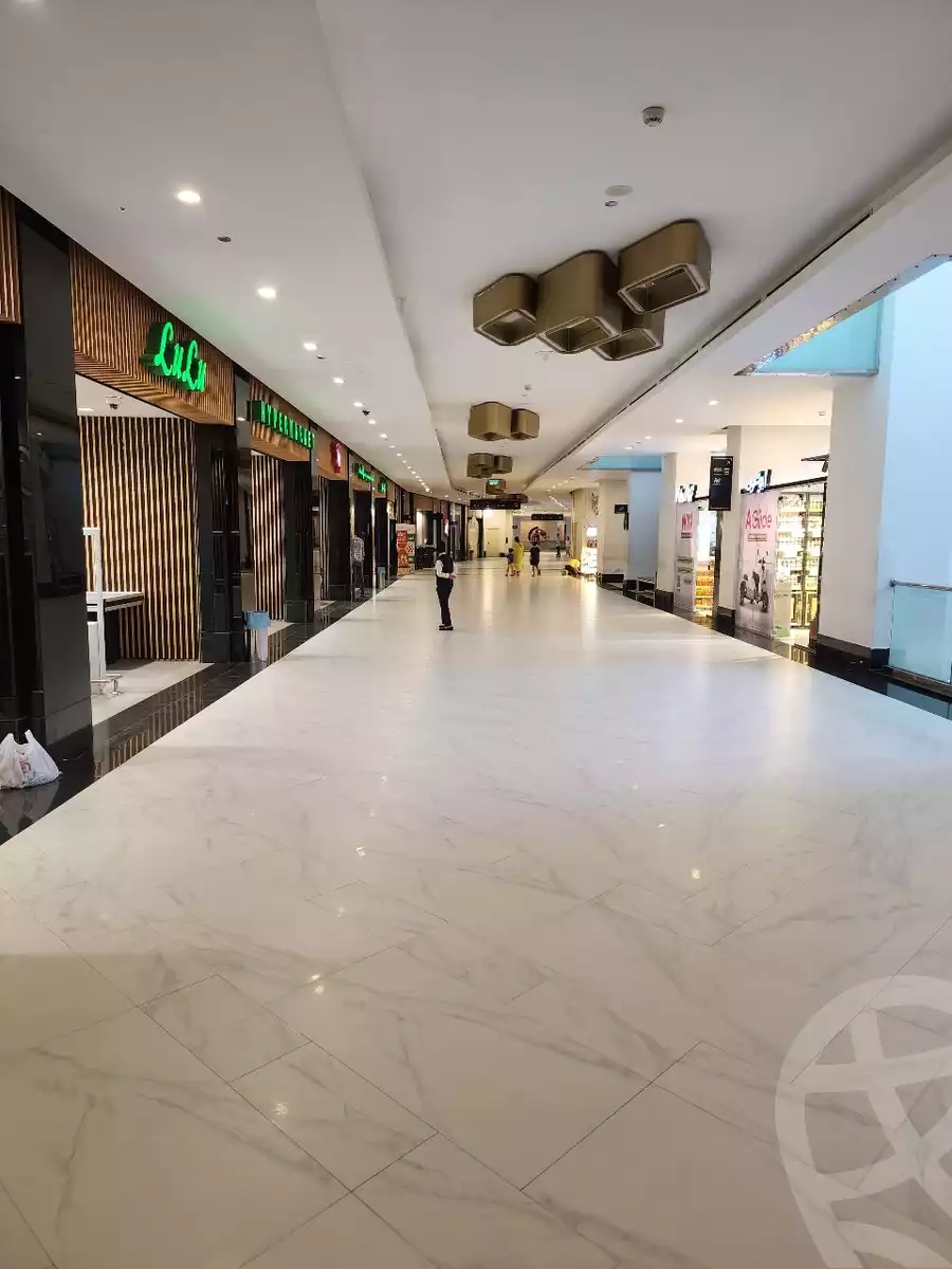 https://aqarmap.com.eg/en/listing/5448561-for-sale-cairo-new-cairo-compounds-park-mall-arab-development