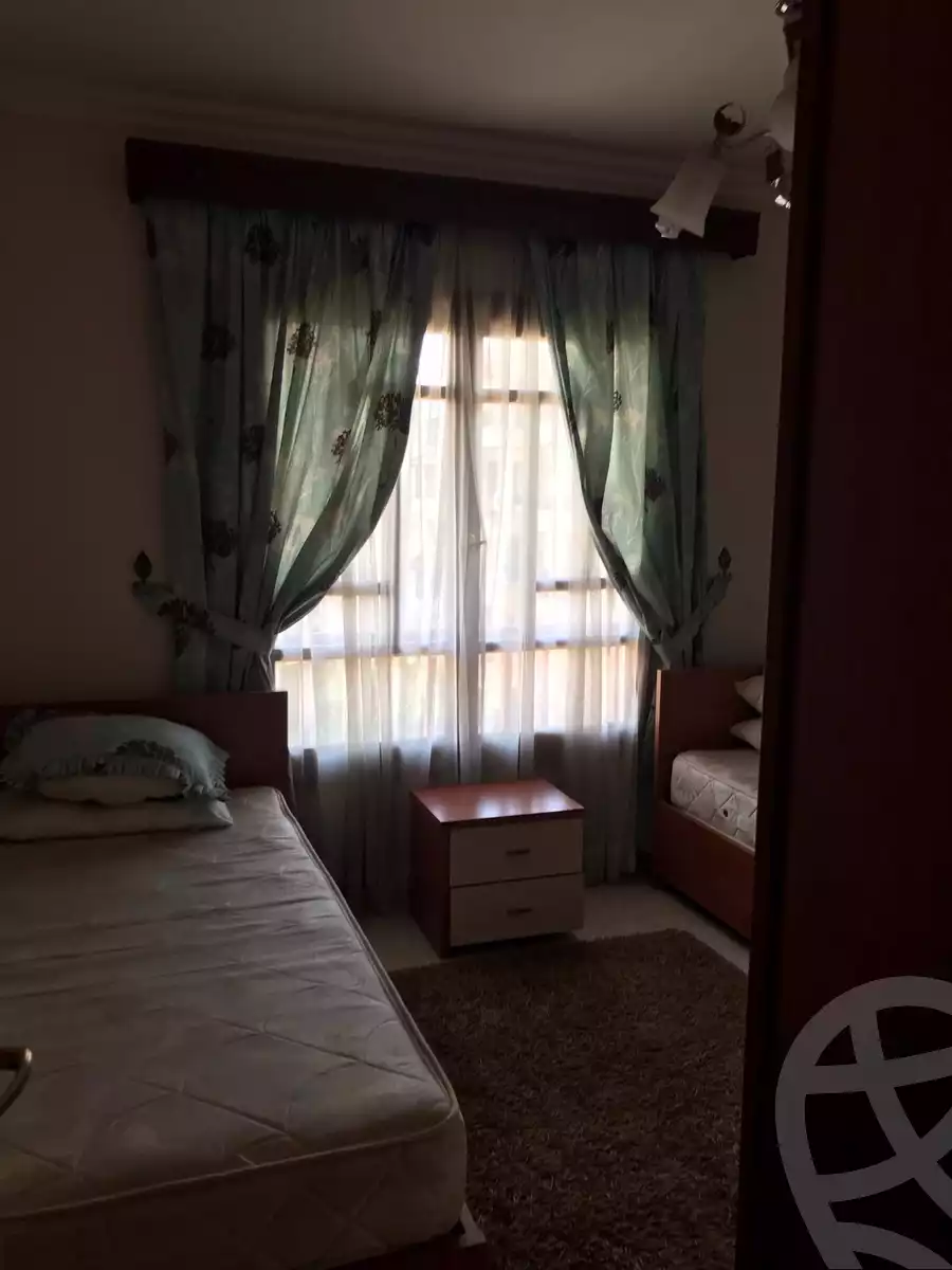 https://aqarmap.com.eg/en/listing/5449164-for-rent-cairo-new-cairo-lrhb-city-phase-5-talaat-mostafa-st