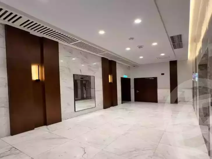 https://aqarmap.com.eg/ar/listing/5449868-for-sale-cairo-6th-of-october-compounds-mall-of-arabia-marakez