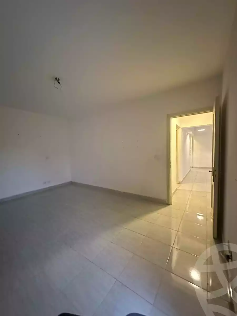 https://aqarmap.com.eg/en/listing/5455492-for-rent-cairo-new-cairo-lrhb-city-mtdd-lrhb-phase-9