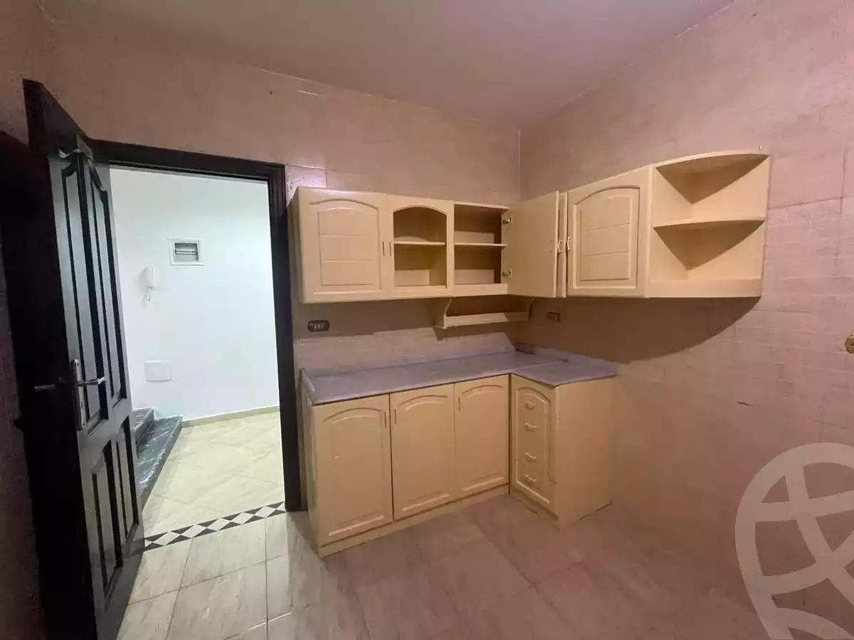 https://aqarmap.com.eg/ar/listing/5457413-for-rent-cairo-new-cairo-el-ahyaa-second-neighborhood-street-53