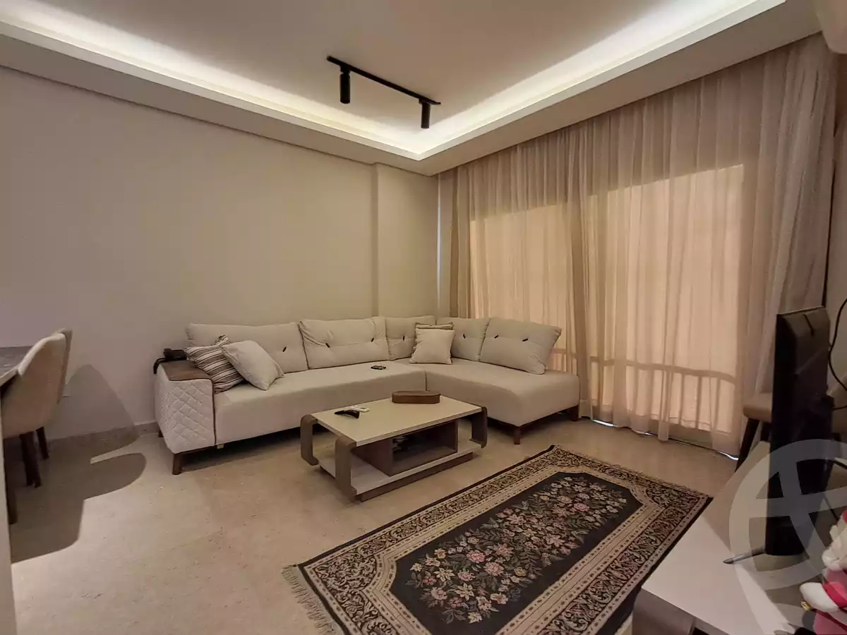 https://aqarmap.com.eg/ar/listing/5459660-for-rent-cairo-el-sheikh-zayed-city-compounds-zyd-wr-llttwyr-park-towers-zed-el-sheikh-zayed-compound