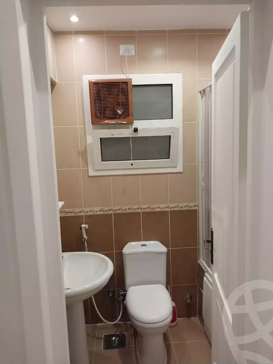 https://aqarmap.com.eg/en/listing/5460731-for-rent-cairo-new-cairo-lrhb-city-mtdd-lrhb-phase-7