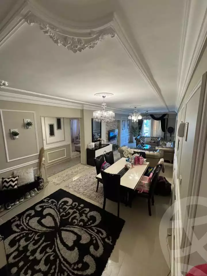 https://aqarmap.com.eg/ar/listing/5460792-for-sale-alexandria-ganaklis-shr-mrtdy-bsh