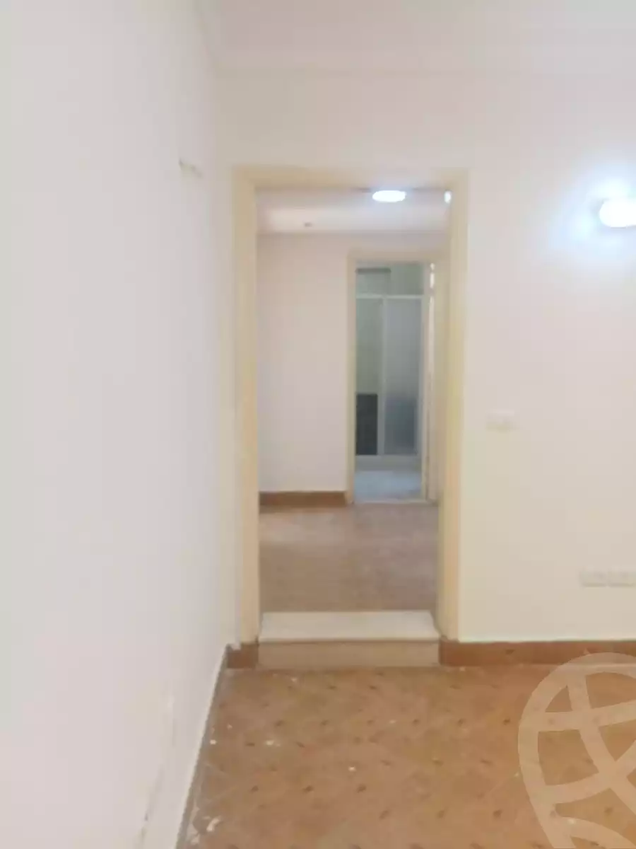 https://aqarmap.com.eg/en/listing/5461029-for-rent-cairo-new-cairo-el-ahyaa-fifth-neighborhood-street-28