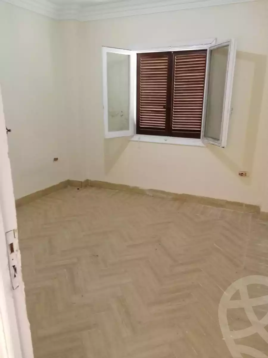 https://aqarmap.com.eg/en/listing/5463359-for-sale-cairo-el-sheikh-zayed-city-el-hay-el-thaleth-ashaer-area-1-street-15